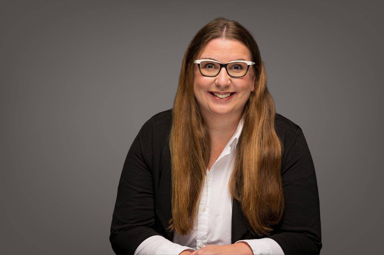 Michelle Mailhiot- Psychotherapist & Couples Counsellor at Oakville Wellness Center